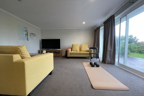 Photo of property in 2 Harris Drive, Silverdale, 0932