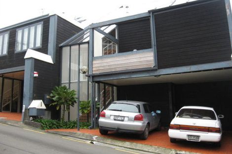 Photo of property in 25 Clermont Terrace, Kelburn, Wellington, 6012