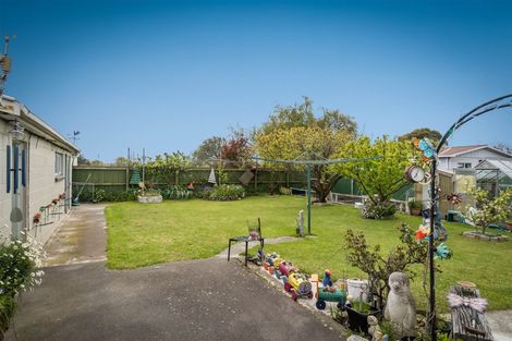 Photo of property in 7 Brockenhurst Street, Aranui, Christchurch, 8061