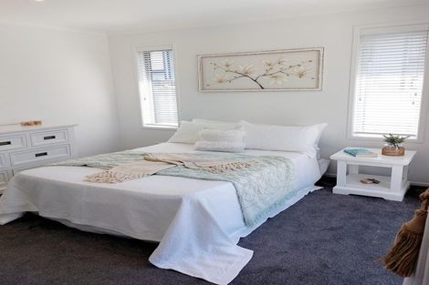 Photo of property in 4 Piripono Crescent, Pukekohe, 2120