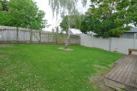 Photo of property in 1/23 Flaunty Place, West Harbour, Auckland, 0618