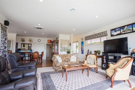Photo of property in 29 Lori Lane, Coopers Beach, 0420