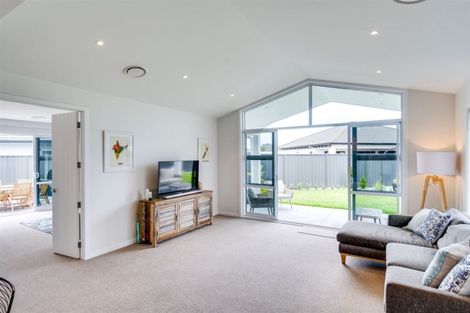 Photo of property in 3 Benmore Place, Poraiti, Napier, 4112