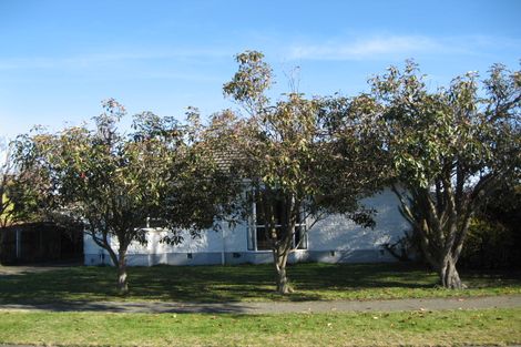 Photo of property in 19 Thurso Place, New Brighton, Christchurch, 8083