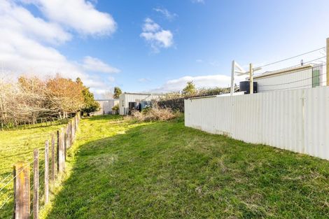 Photo of property in 16 Mimi Road, Mimi, Urenui, 4377