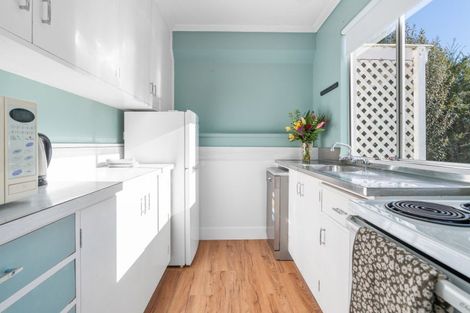 Photo of property in 43 Pioneer Crescent, Helensburgh, Dunedin, 9010