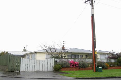 Photo of property in 4 Bayly Street, Waitara, 4320