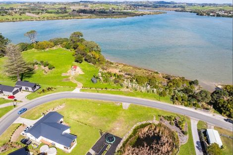 Photo of property in 127 Estuary Drive, Mangawhai Heads, Mangawhai, 0505