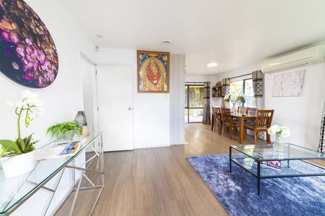 Photo of property in 52d Arimu Road, Papakura, 2110