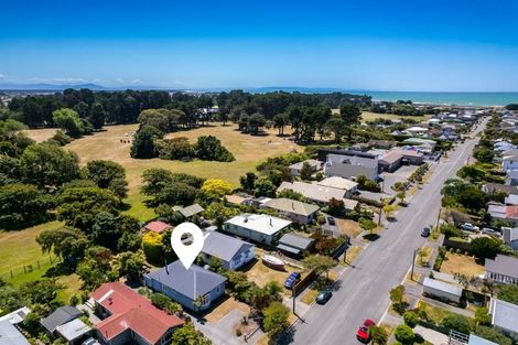 Photo of property in 132 Lonsdale Street, New Brighton, Christchurch, 8083