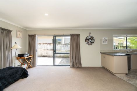 Photo of property in 84c Hillcrest Road, Hillcrest, Hamilton, 3216