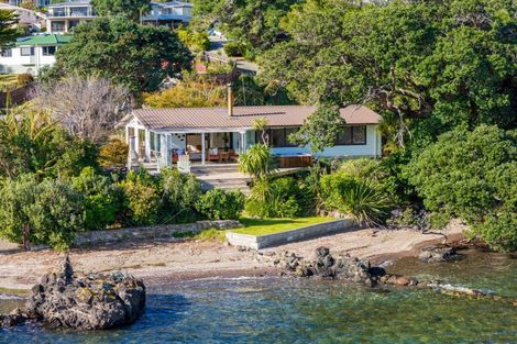 Photo of property in 136 Reotahi Road, Whangarei Heads, Whangarei, 0174