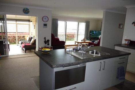 Photo of property in 18 Cambridge Street, Putaruru, 3411