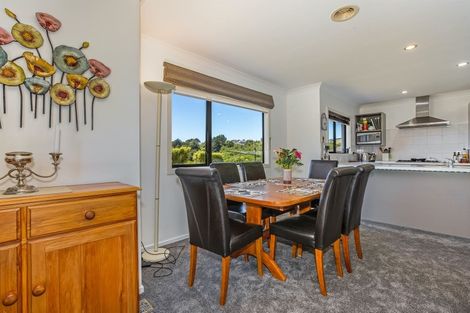 Photo of property in 19 Te Puia Drive, Aotea, Porirua, 5024