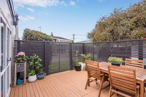 Photo of property in 39 Raumati Road, Raumati Beach, Paraparaumu, 5032