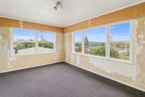 Photo of property in 2 Spencer Street, Western Heights, Rotorua, 3015