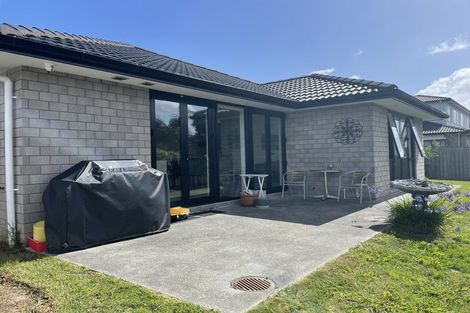 Photo of property in 6 Tilly Lane, Huapai, Kumeu, 0810