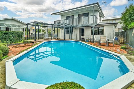 Photo of property in 402 Lumsden Road, Akina, Hastings, 4122