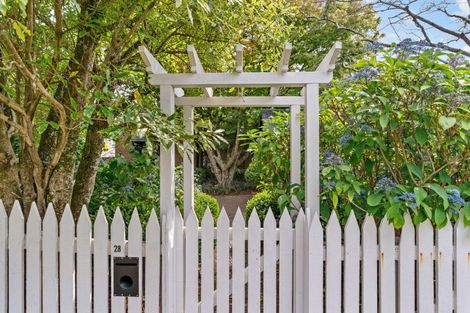 Photo of property in 28 Kempton Street, Greytown, 5712