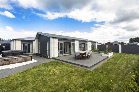Photo of property in 117 Prestons Park Drive, Marshland, Christchurch, 8083