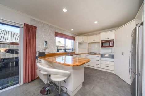 Photo of property in 134 College Street, Awapuni, Palmerston North, 4412