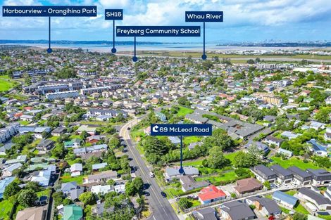 Photo of property in 69 Mcleod Road, Te Atatu South, Auckland, 0610
