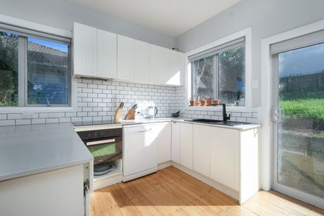 Photo of property in 305 Ravensbourne Road, Ravensbourne, Dunedin, 9022