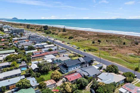 Photo of property in 932a Papamoa Beach Road, Papamoa Beach, Papamoa, 3118