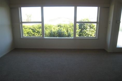 Photo of property in 2/84 Jutland Road, Hauraki, Auckland, 0622