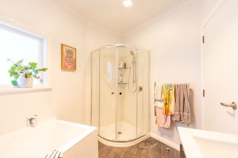 Photo of property in 1 Wigan Place, Hokowhitu, Palmerston North, 4410