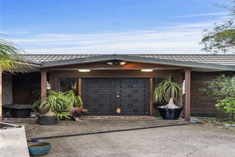 Photo of property in 46 Whites Road, Whitford, Howick, 2571