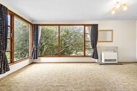 Photo of property in 23 Makara Road, Karori, Wellington, 6012