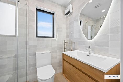 Photo of property in 16 Greenbrier Street, Westgate, 0814