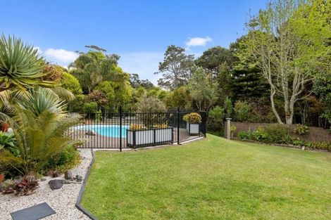 Photo of property in 20 Aberdeen Road, Campbells Bay, Auckland, 0620