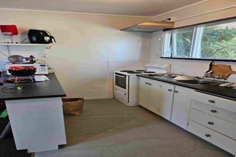 Photo of property in 13a Bedford Street, Northland, Wellington, 6012