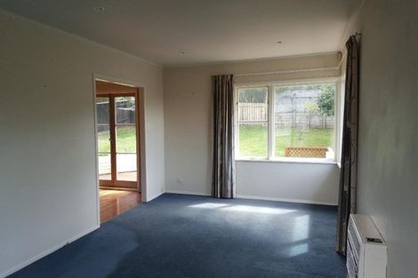 Photo of property in 12 Saint Edmund Crescent, Tawa, Wellington, 5028