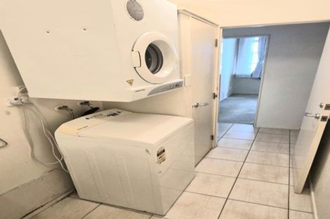 Photo of property in Haight Ashbury House, 1/11a Johnston Street, Wellington Central, Wellington, 6011