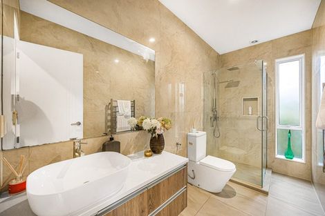 Photo of property in 44 Boocock Crescent, Orewa, 0931