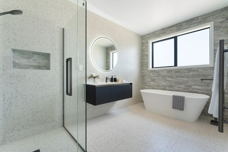 Photo of property in 16 Te Ara O Tahataharoa, Te Puna, Tauranga, 3176