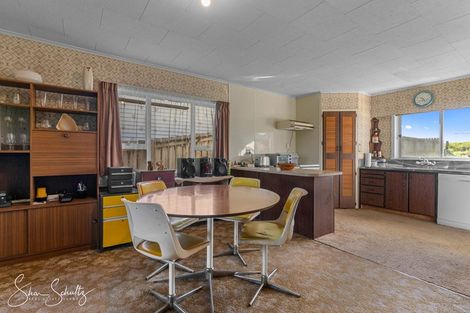 Photo of property in 30 Bickerstaffe Road, Maungaturoto, 0520