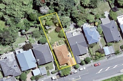 Photo of property in 16 Friend Street, Karori, Wellington, 6012
