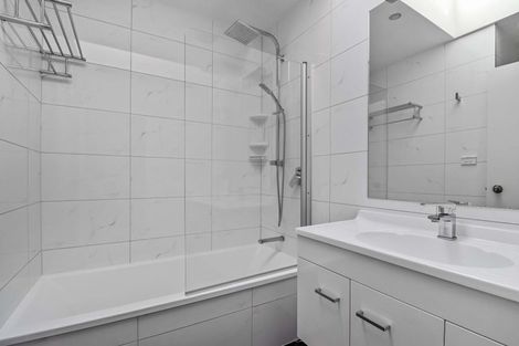 Photo of property in 32 Ring Lane, Paparangi, Wellington, 6037