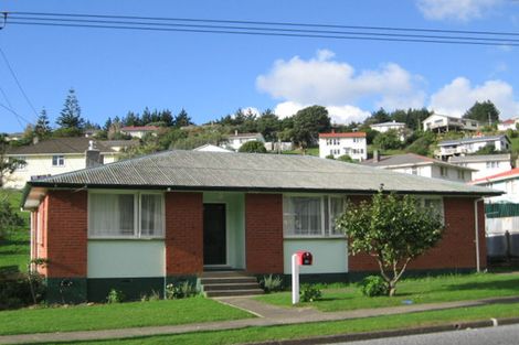 Photo of property in 188 Sievers Grove, Cannons Creek, Porirua, 5024