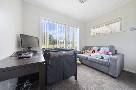 Photo of property in 15 Prangley Avenue, Mangere, Auckland, 2022