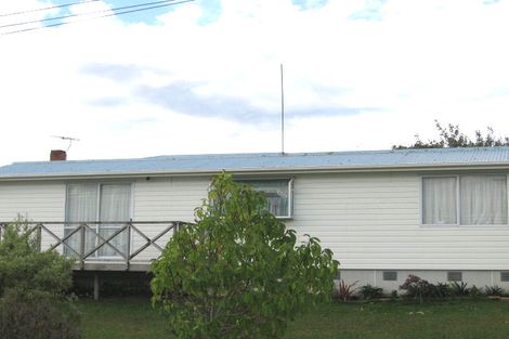 Photo of property in 2/15 Adriatic Avenue, Henderson, Auckland, 0612