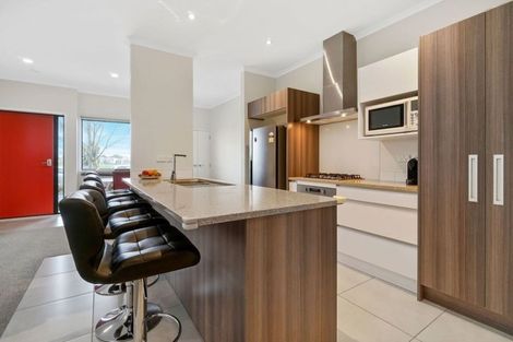 Photo of property in 32 Squadron Drive, Hobsonville, Auckland, 0616