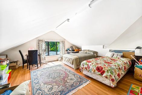 Photo of property in 12 Hobbs Road, Matakatia, Whangaparaoa, 0930