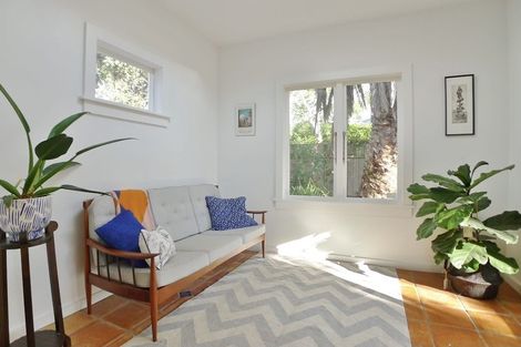 Photo of property in 29 Stafford Road, Northcote Point, Auckland, 0627