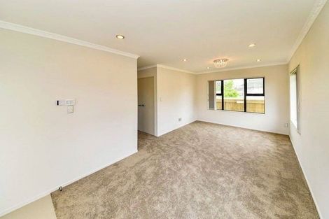 Photo of property in 16 Ellen Street, Manurewa East, Auckland, 2102