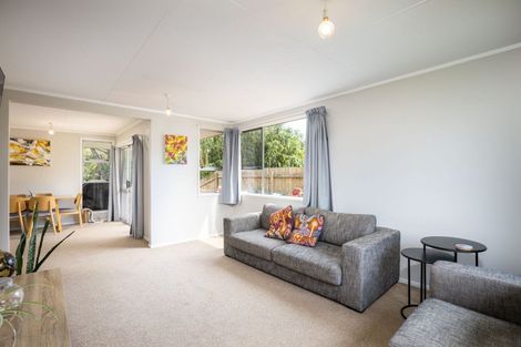 Photo of property in 119 Riversdale Drive, Merrilands, New Plymouth, 4312